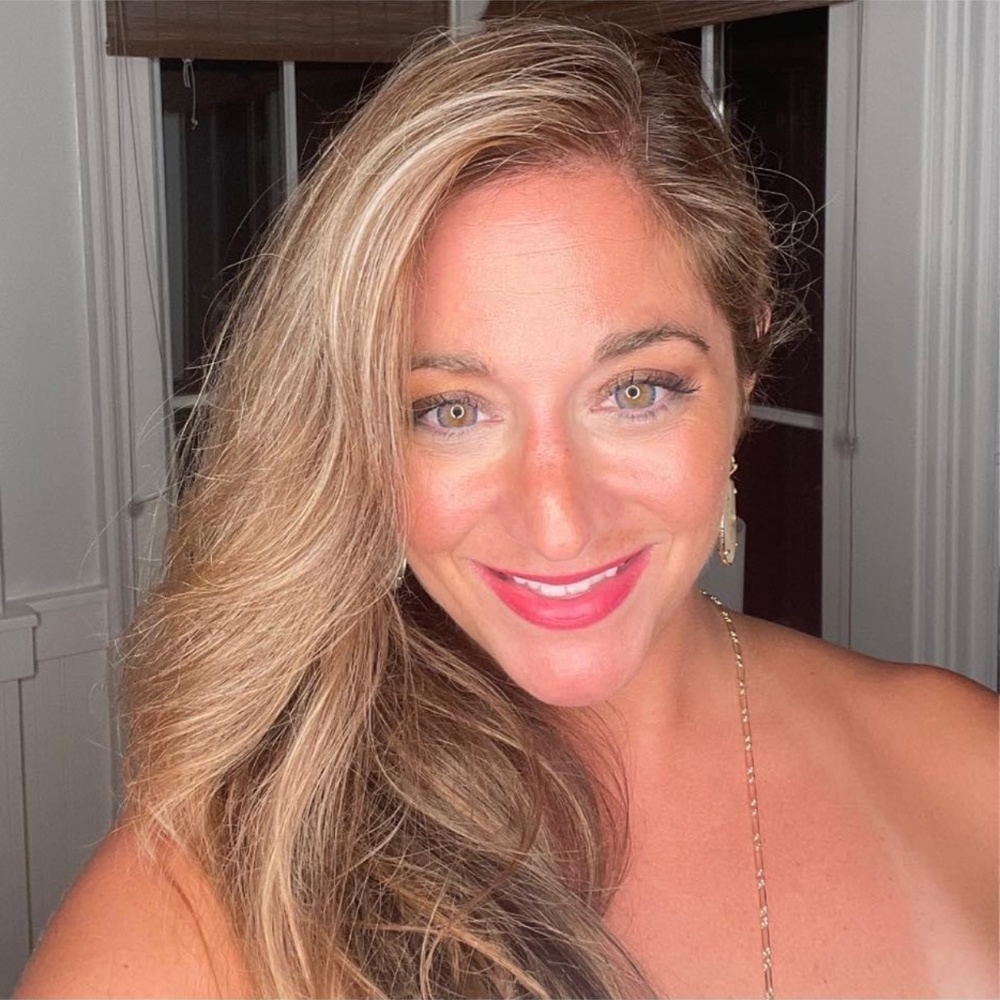 Meet your Posher, Lauren